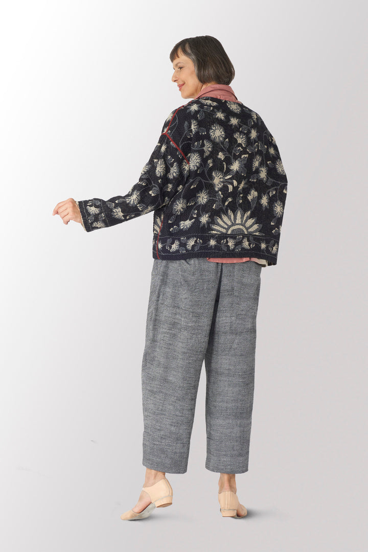 BLACK AND WHITE PRINT PATCH KANTHA CROPPED SHIRT JACKET - pn4075-blk -