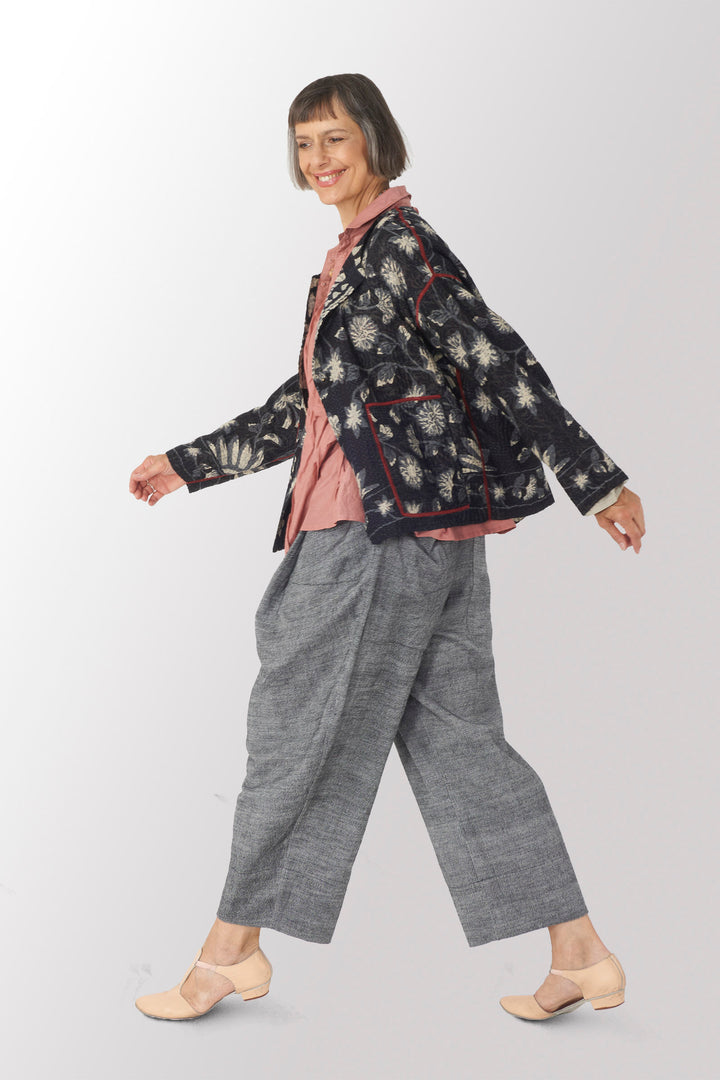 BLACK AND WHITE PRINT PATCH KANTHA CROPPED SHIRT JACKET - pn4075-blk -