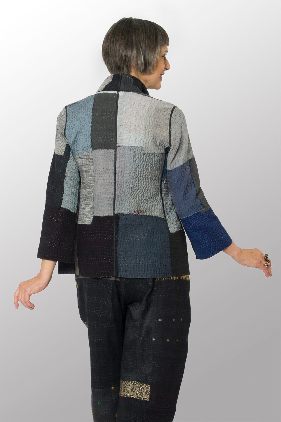 TWO TONE PATCH KANTHA SHORT JACKET - tn4007-blk -