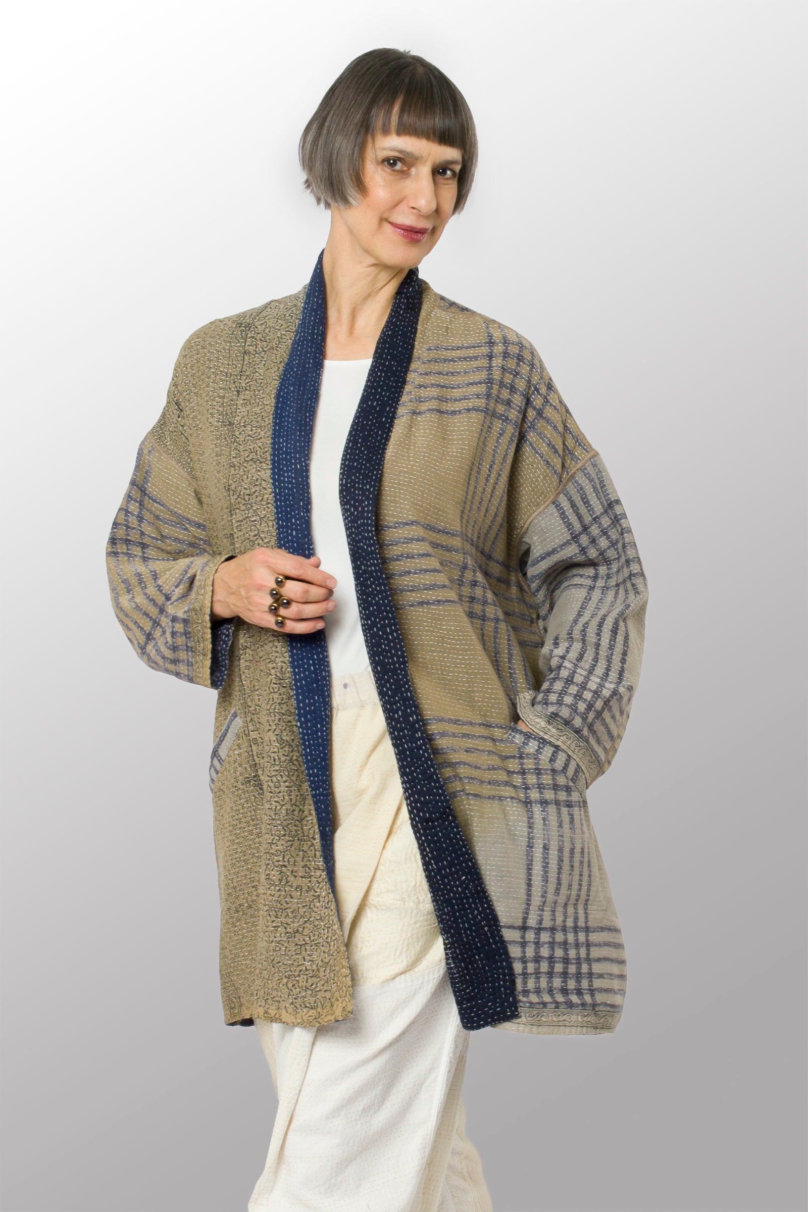 INDONESIAN PRINT VINTAGE INDIGO BACKING KANTHA HAORI JACKET