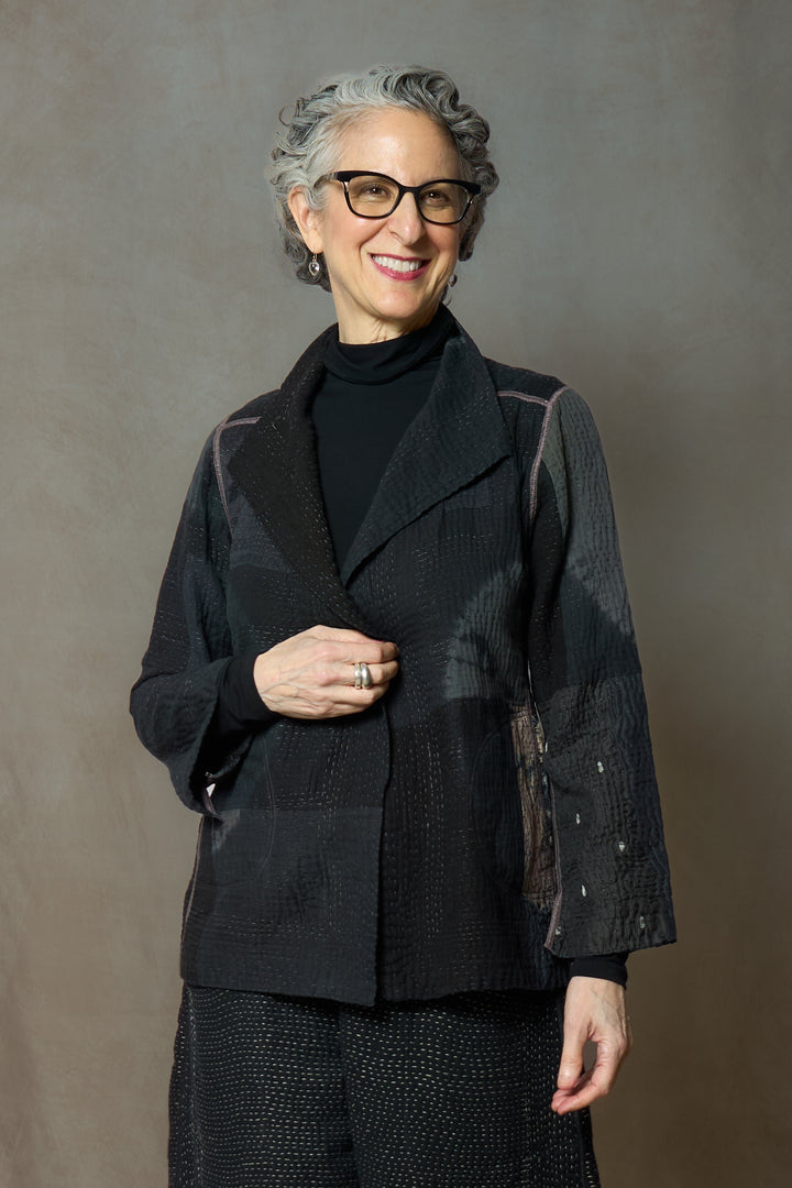 CIRCLE SHIBORI TIE DYE WOVEN PATCH KANTH SHORT JACKET - tc4007-blk -