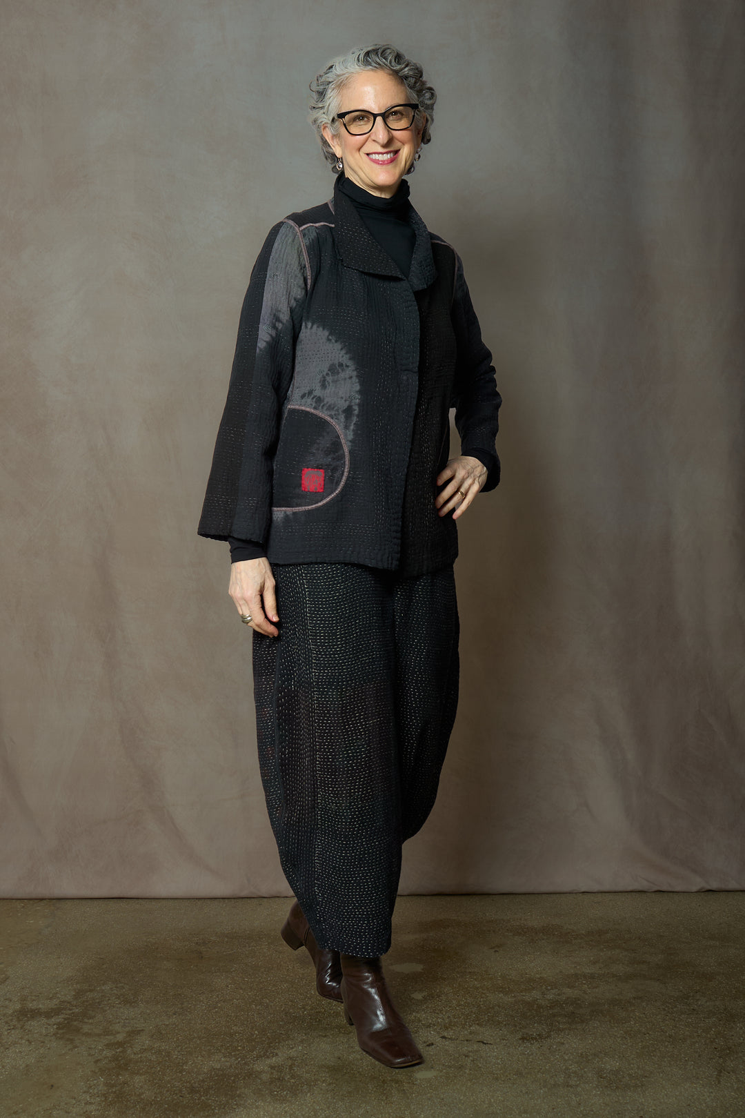 CIRCLE SHIBORI TIE DYE WOVEN PATCH KANTH SHORT JACKET - tc4007-blk -