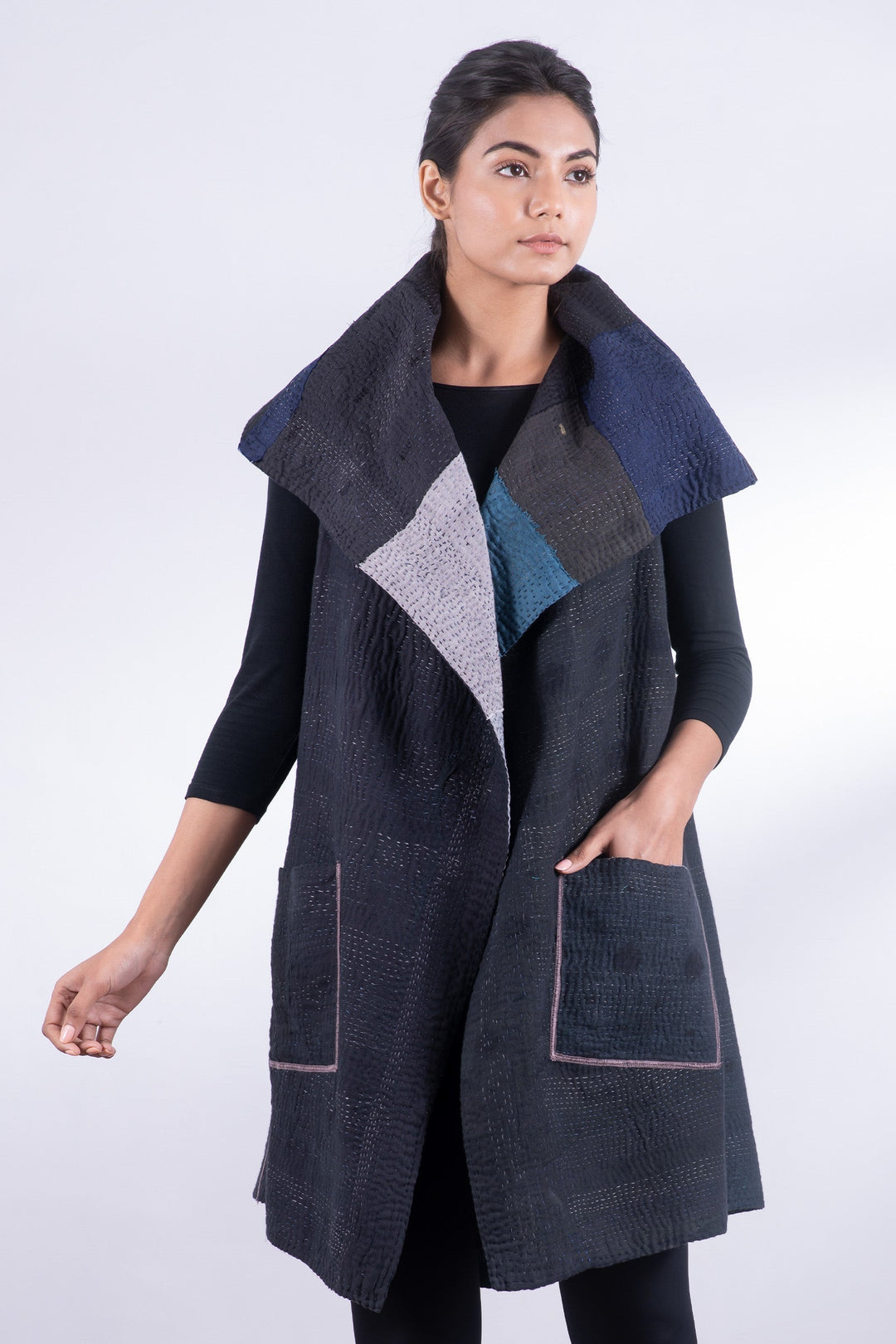TWO TONE PATCH KANTHA CIRCULAR VEST - tn4201-blk -
