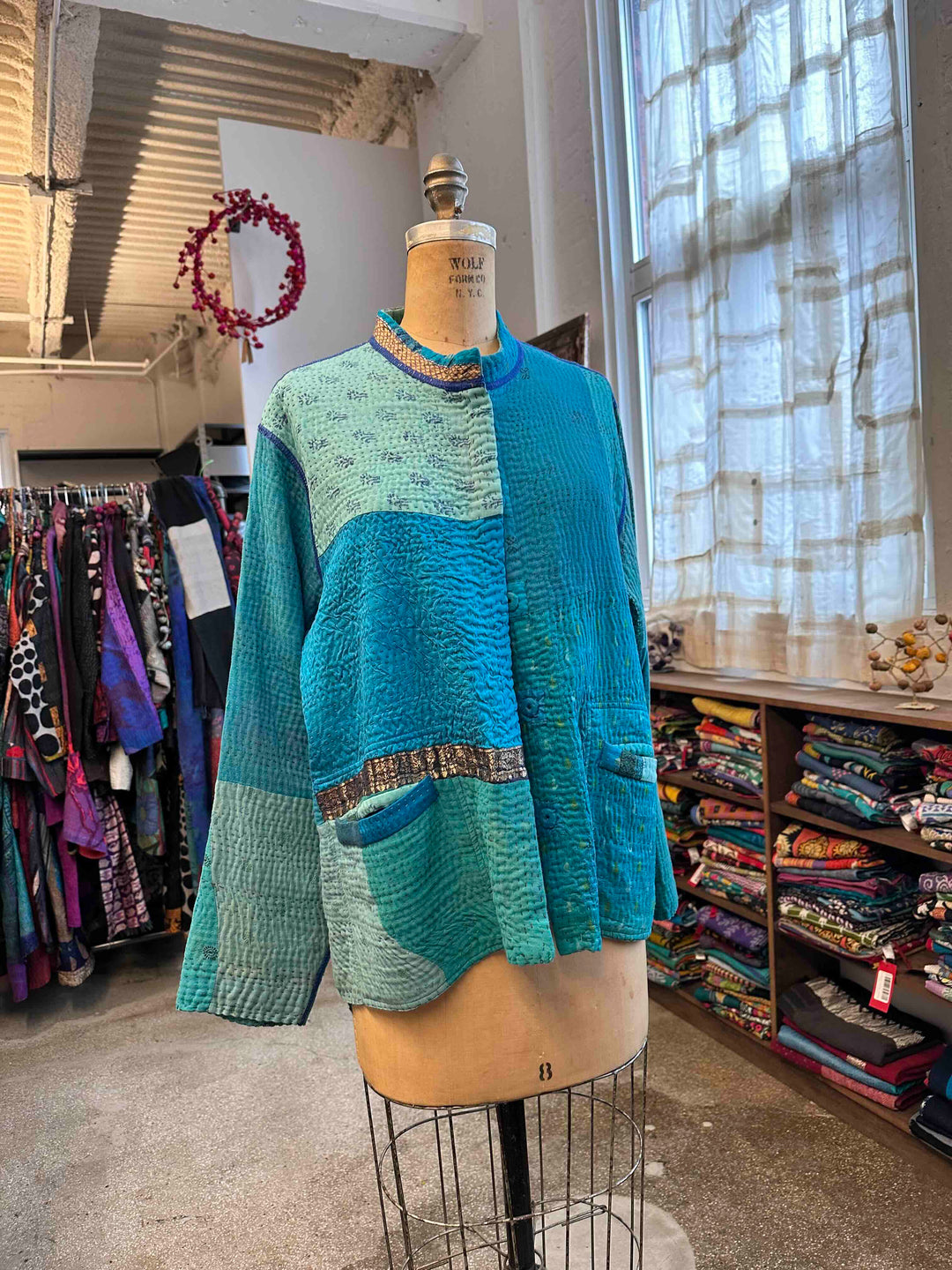 COTTON SILK SW PATCH KANTHA KAFTAN JACKET SHORT - ws4088-tuq -