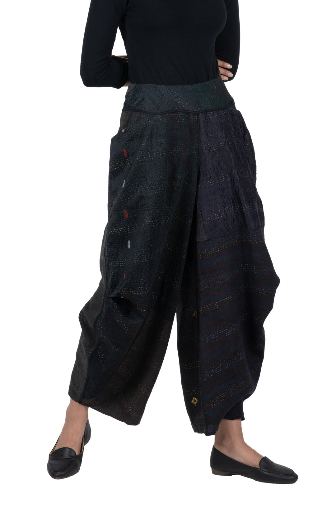 JAIPUR PATCH KANTHA KNEE TUCKED PANTS - jp2625-blk -
