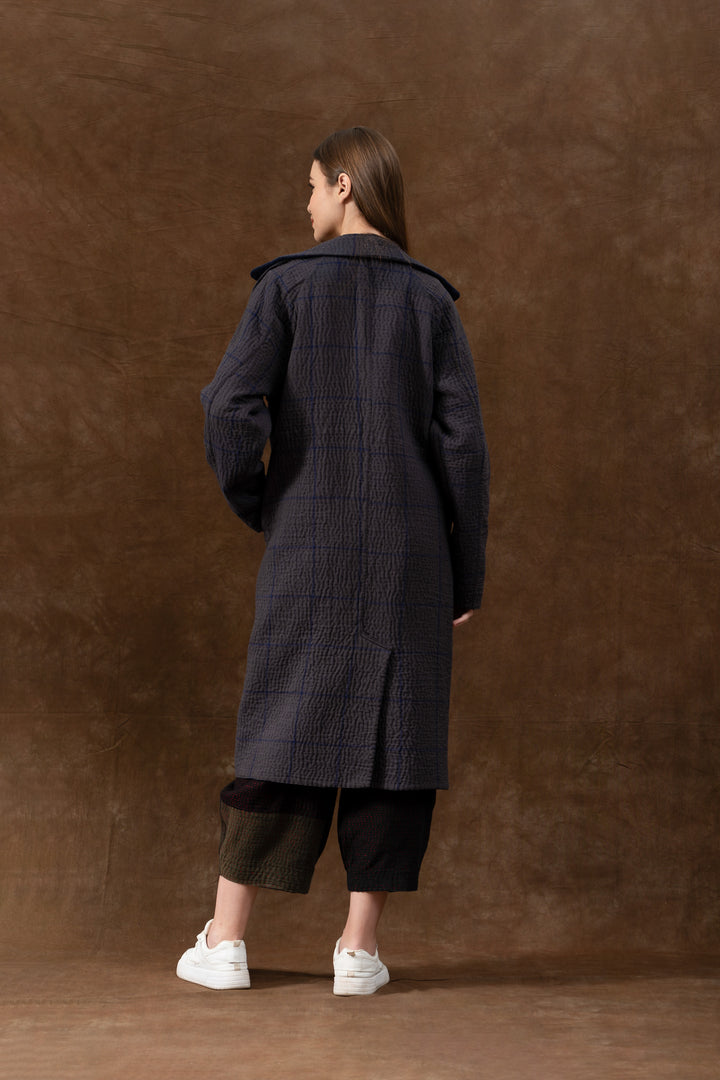 QUILTED VINTAGE COTTON WITH FLANNEL KANTHA RAGLAN SLEEVE COAT - fq5337-blu -