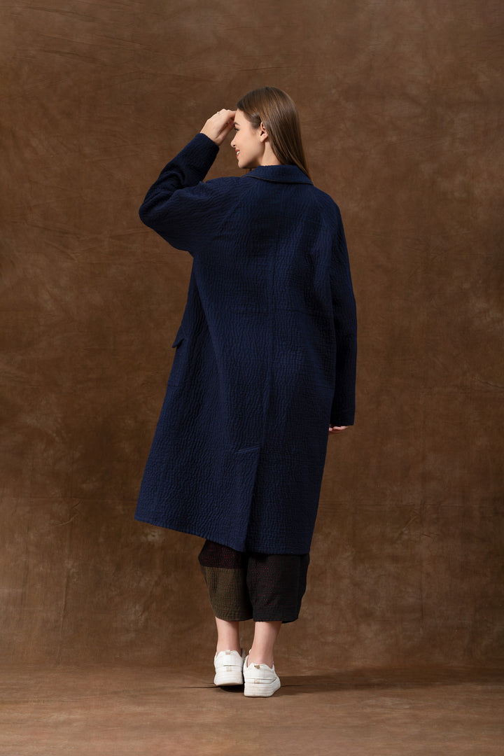 QUILTED VINTAGE COTTON WITH FLANNEL KANTHA RAGLAN SLEEVE COAT - fq5337-blu -