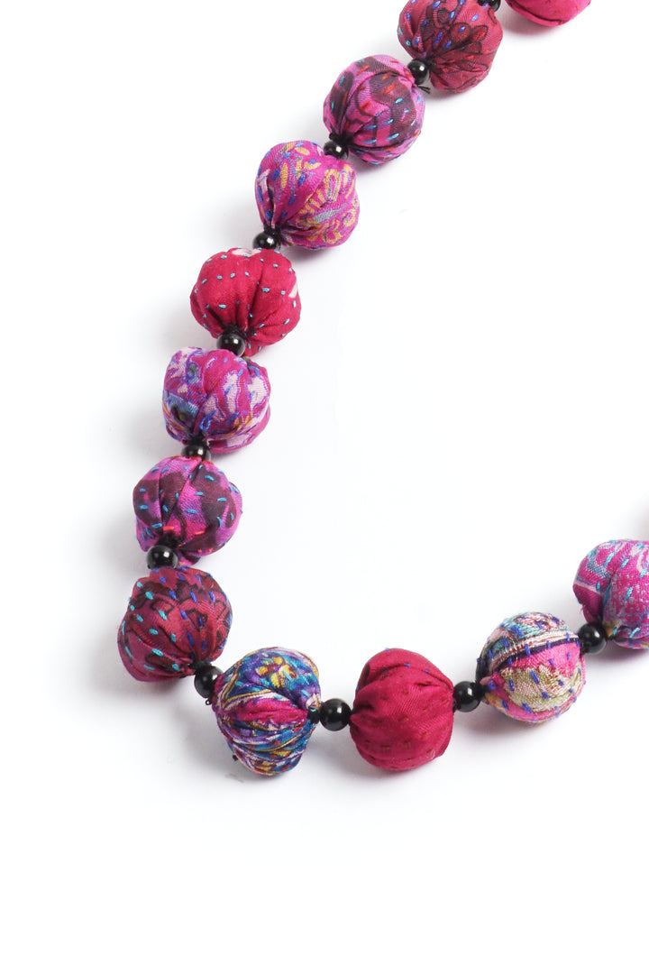 VINTAGE SILK KANTHA SMALL NUTS MEDIUM NECKLACE - sv2705-pik -
