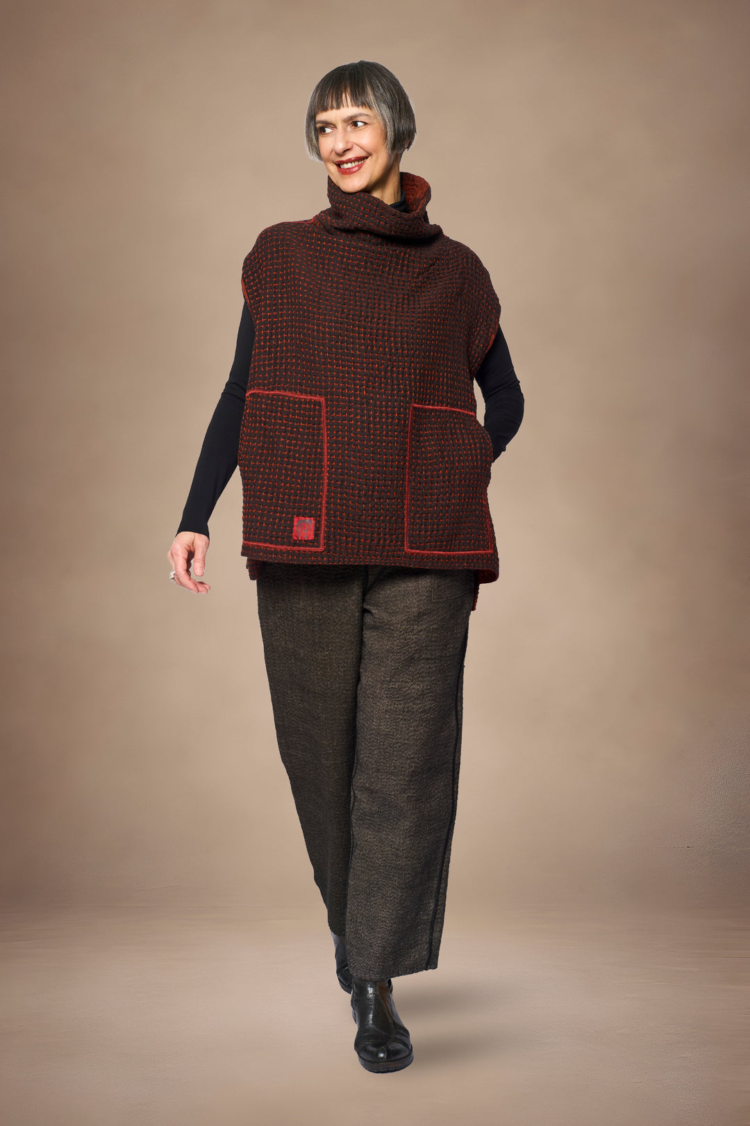 ABSTRACT WAFFLE KANTHA FUNNEL NECK VEST - bw3250-org -
