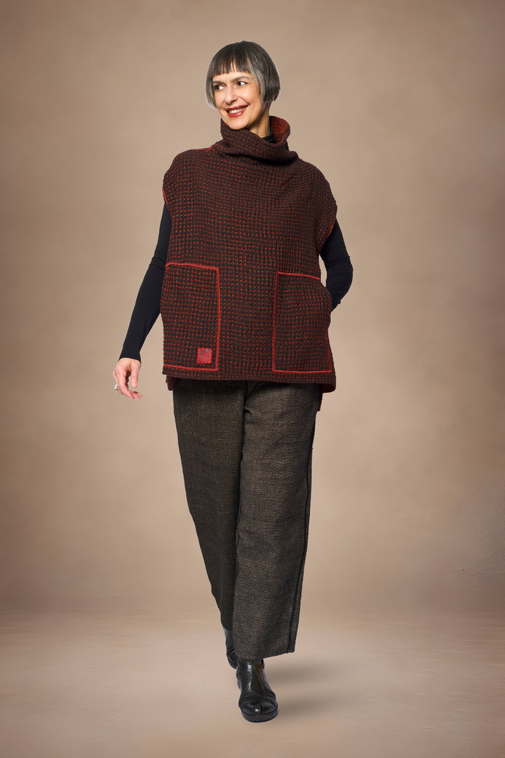ABSTRACT WAFFLE KANTHA FUNNEL NECK VEST - bw3250-org -