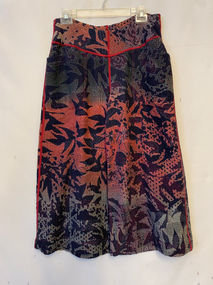 MONOTONE TWILIGHT PRINT KANTHA GAUCHO SHORT - tp4618-red -