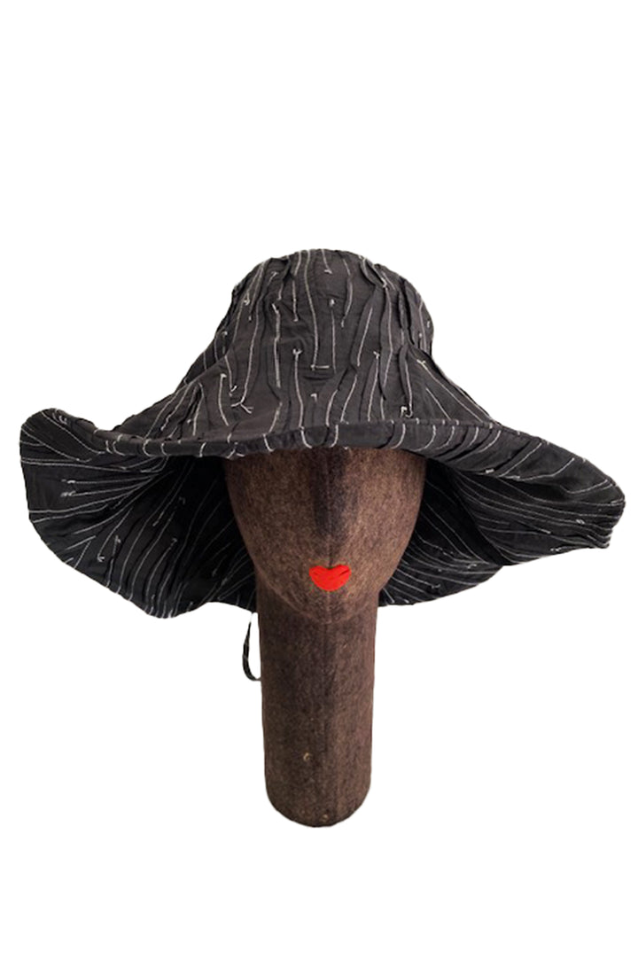 KANTHA TULIP HAT BY KYOKO MURAYAMA - kym-rc2894-blk -