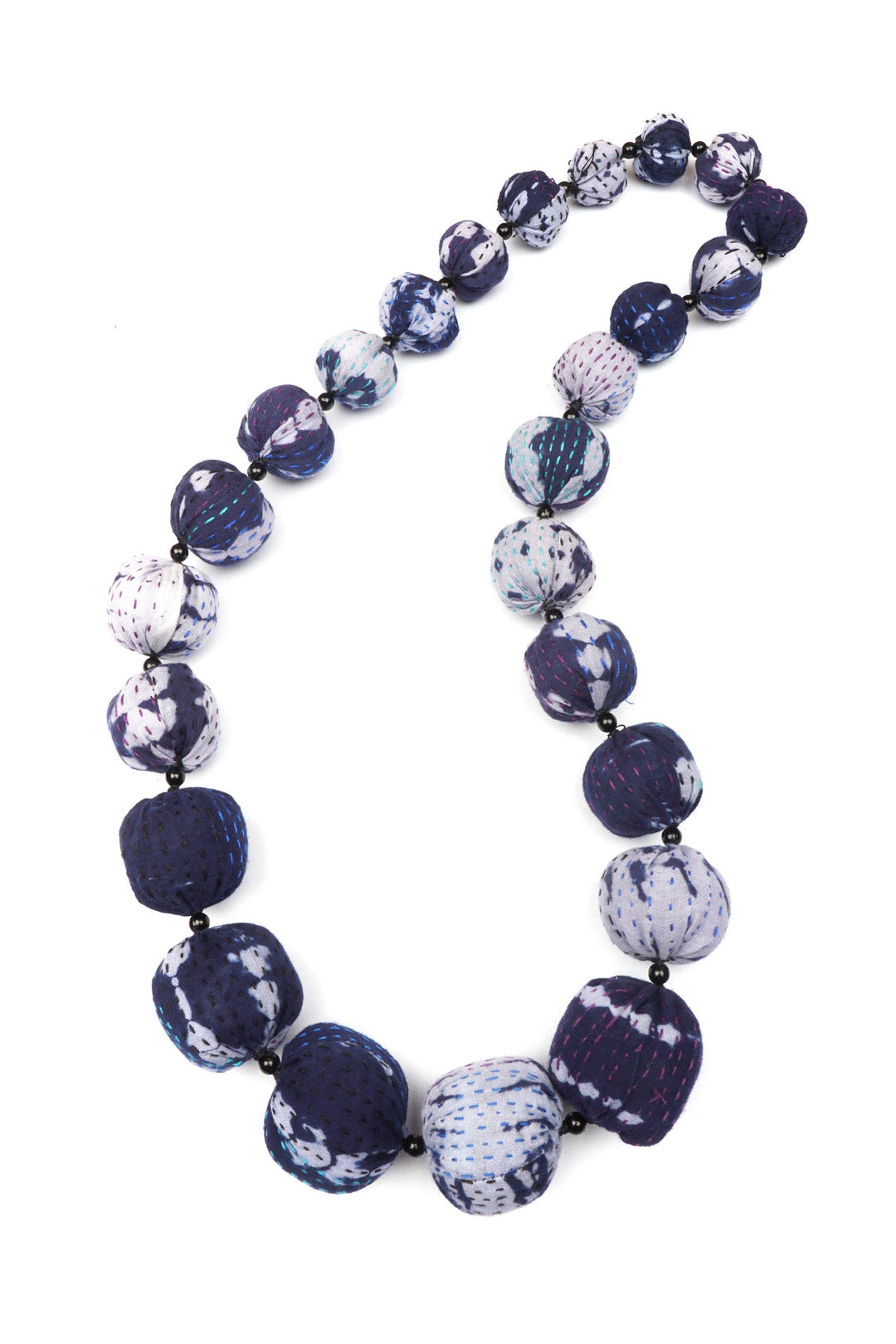 INDIGO STREAM SHIBORI KANTHA NUTS MEDIUM NECKLACE - is2701-blu -