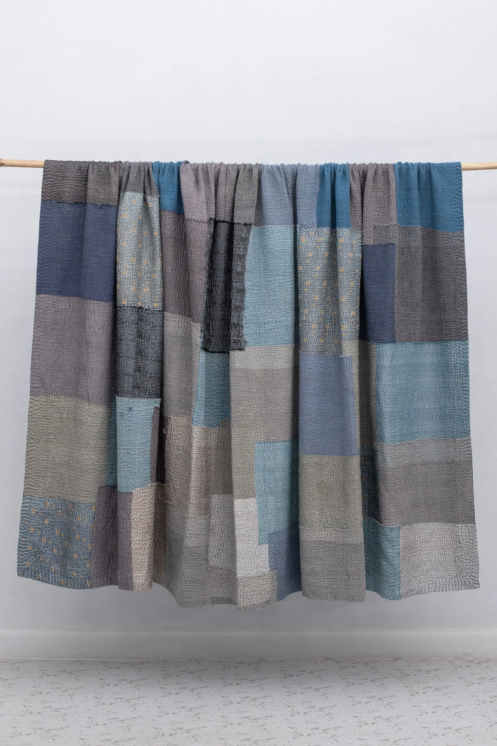 Ombre With Fray Patch Handmade Vintage Quilts -Navy