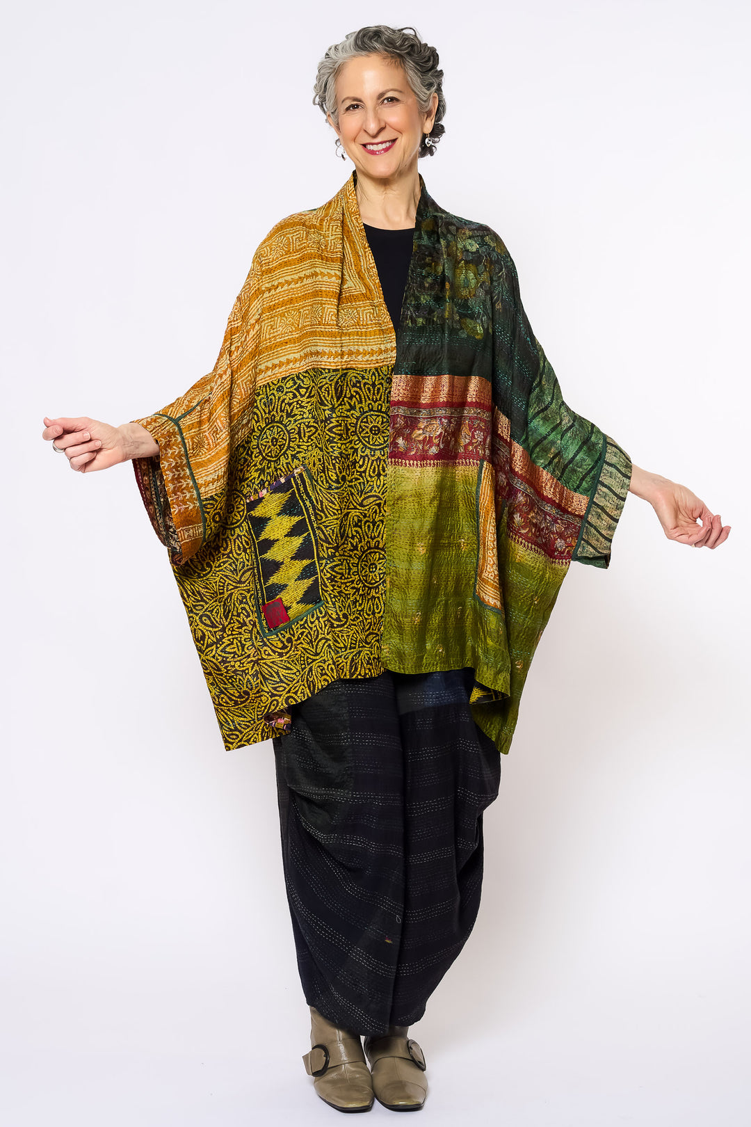 VINTAGE SILK KANTHA DOUBLE COLLAR PONCHO - sv2323-0019a -