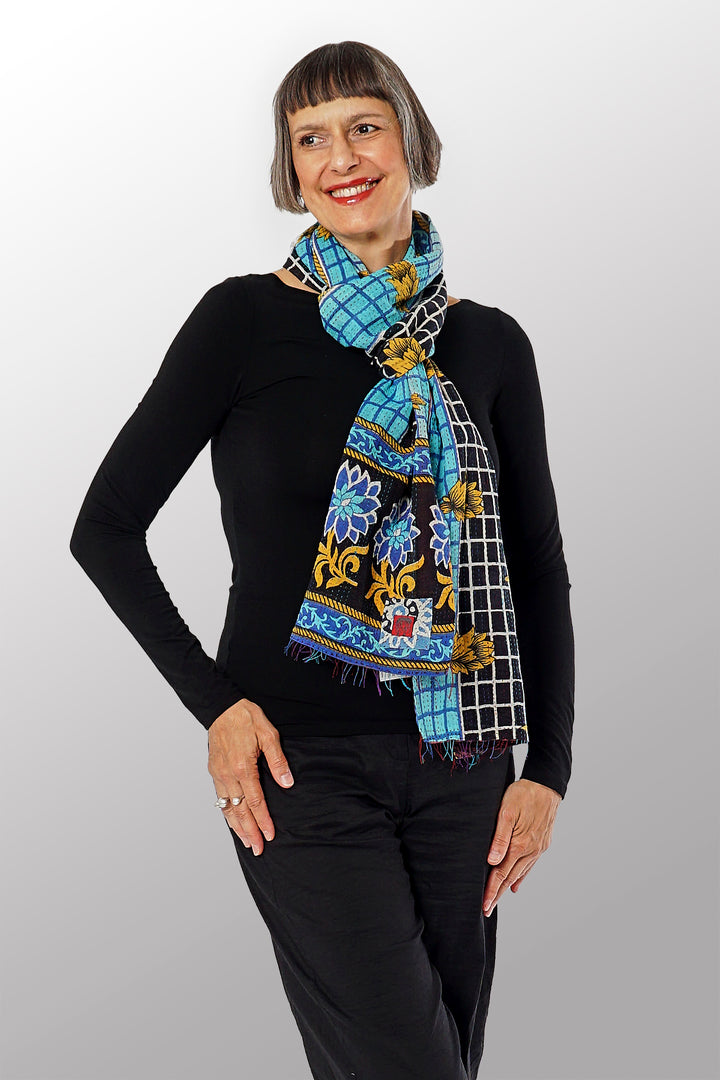 CV2805-CYLWA @VINTAGE COTTON KANTHA SCARF SHORT