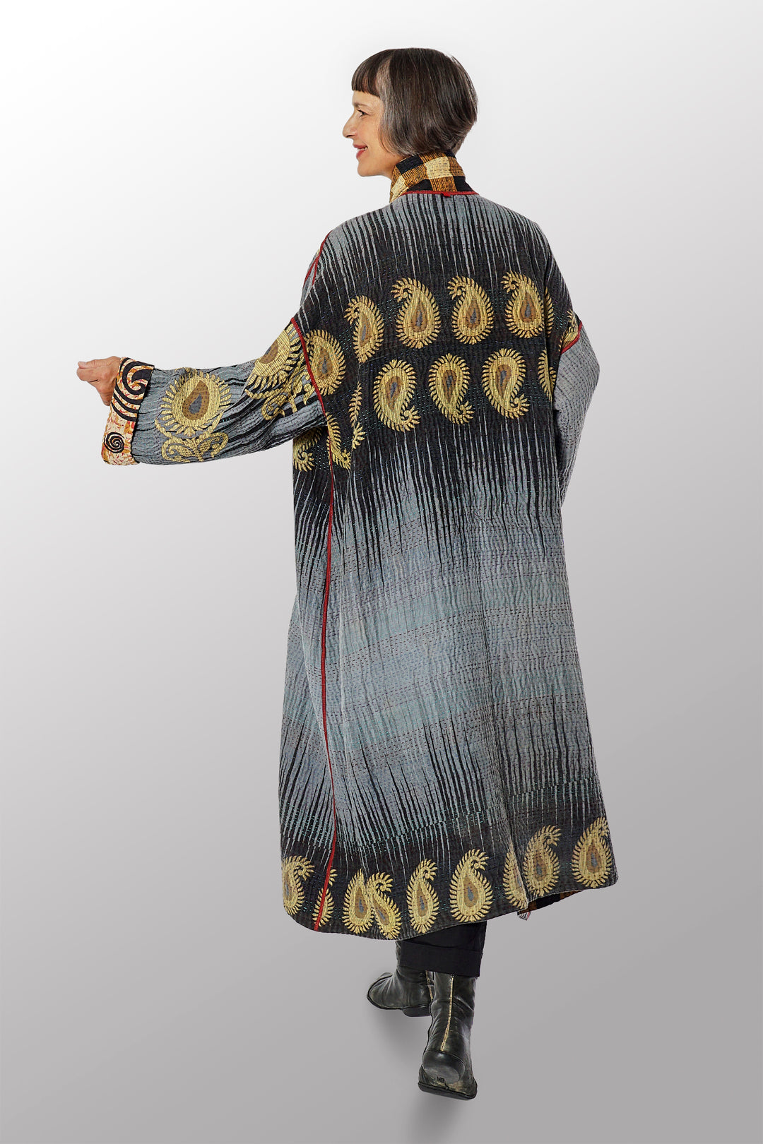 VINTAGE COTTON KANTHA OVERSIZED COAT - cv4326-0054a -