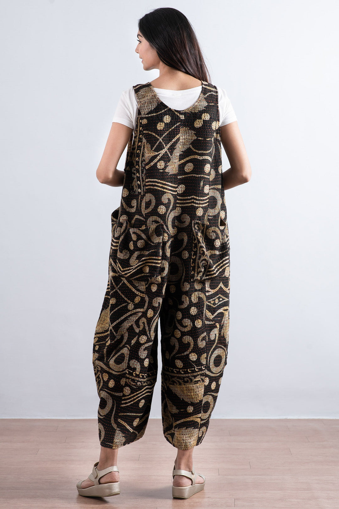 VINTAGE COTTON BBK KANTHA V-NECK JUMPER - bb2622-0011w -
