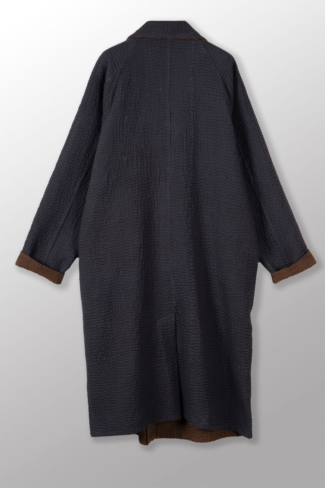 QUILTED VINTAGE COTTON WITH FLANNEL KANTHA RAGLAN SLEEVE COAT - fq5337-blk -