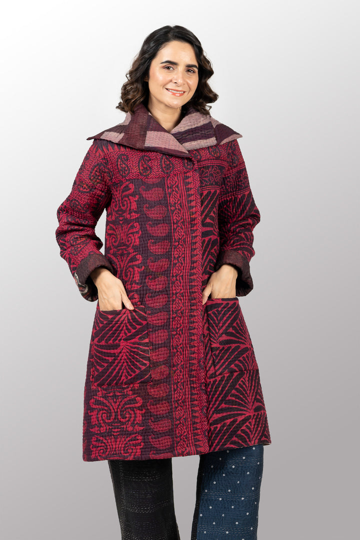 QUILTED OVER DYE COTTON KANTHA POCKET MEDIUM COAT - oq5316-cred006a -