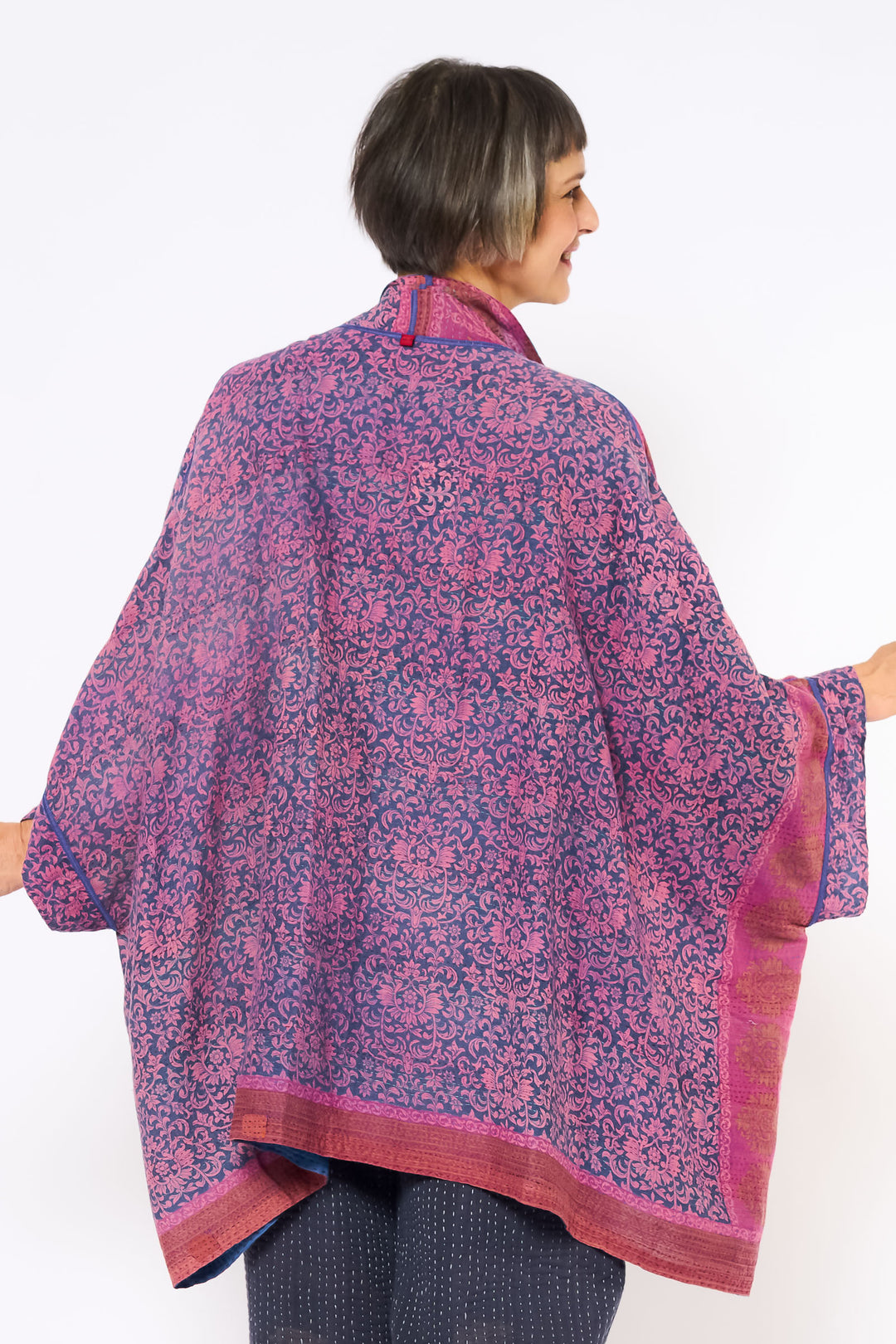 VINTAGE COTTON KANTHA DOUBLE COLLAR PONCHO - cv2323-0008a -