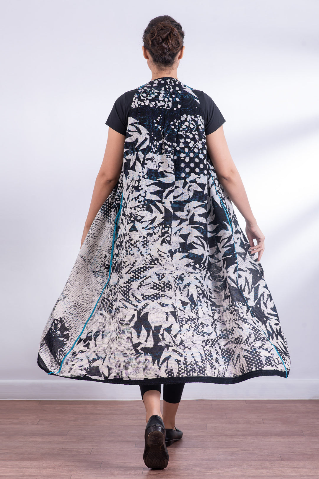 MONOTONE TWILIGHT PRINT KANTHA BACK PLEATED VEST MAXI - tp2222-blk -