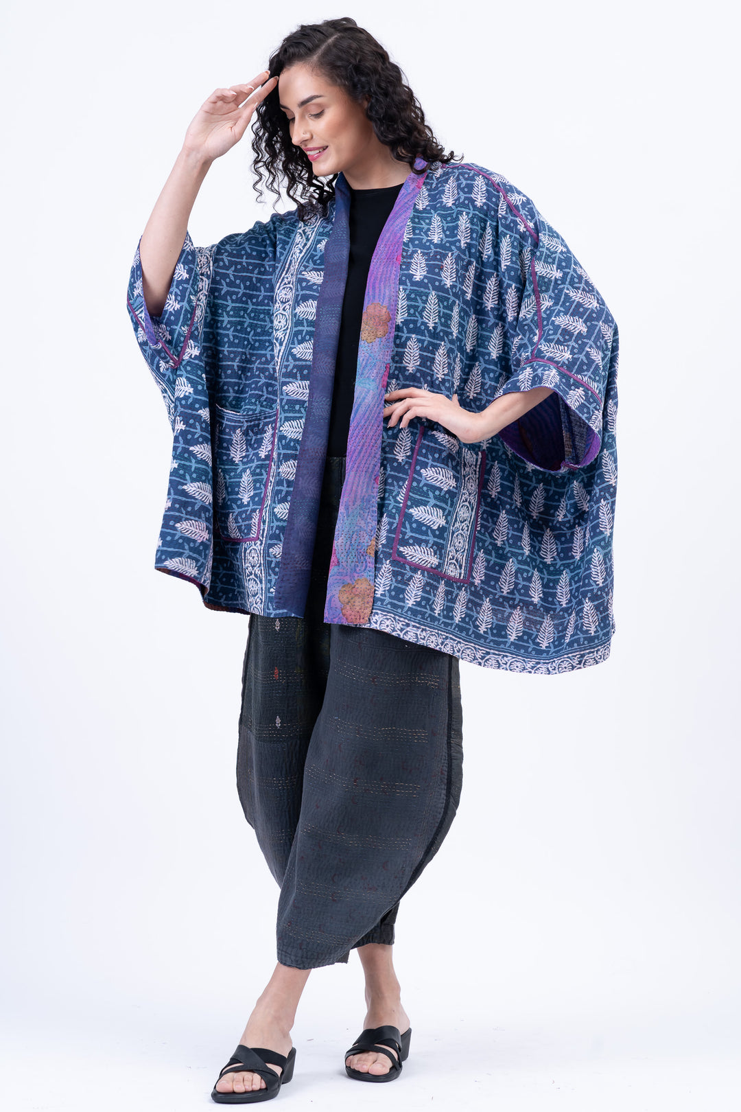 VINTAGE SILK GEORGETTE COTTON KANTHA DOUBLE COLLAR PONCHO - gc2323-0004a -