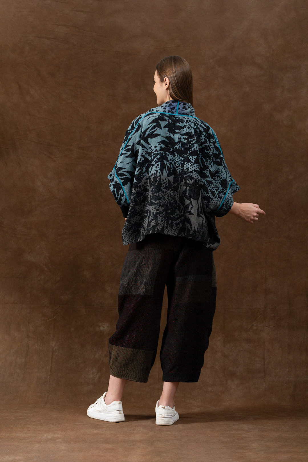 MONOTONE TWILIGHT PRINT KANTHA MINI PONCHO - tp4060-blu -