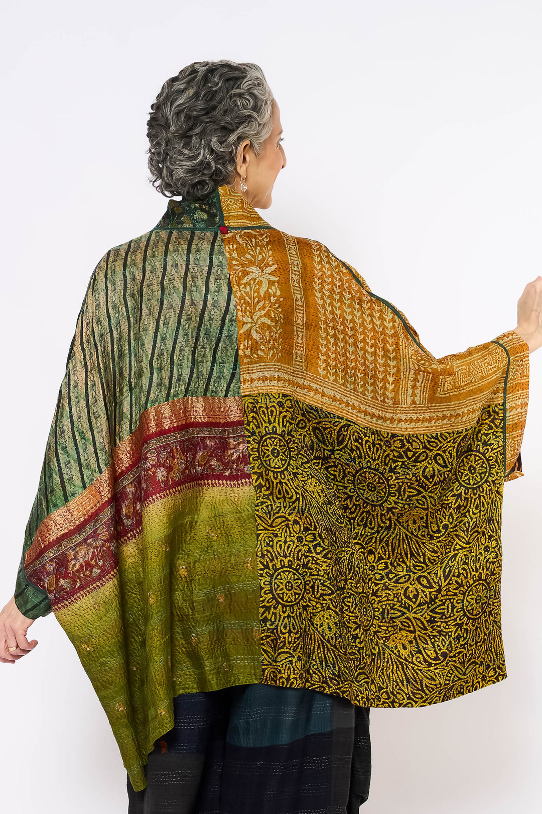 VINTAGE SILK KANTHA DOUBLE COLLAR PONCHO - sv2323-0019a -