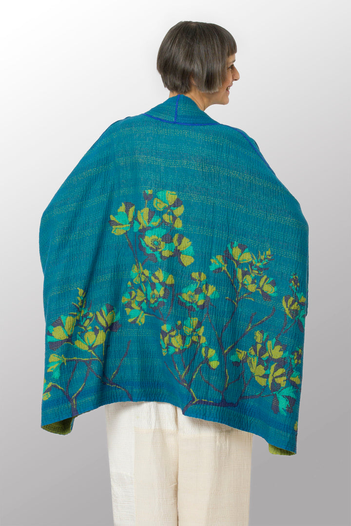 BLOOMING FLOWERS KANTHA DOUBLE COLLAR PONCHO - bf4323-blu -