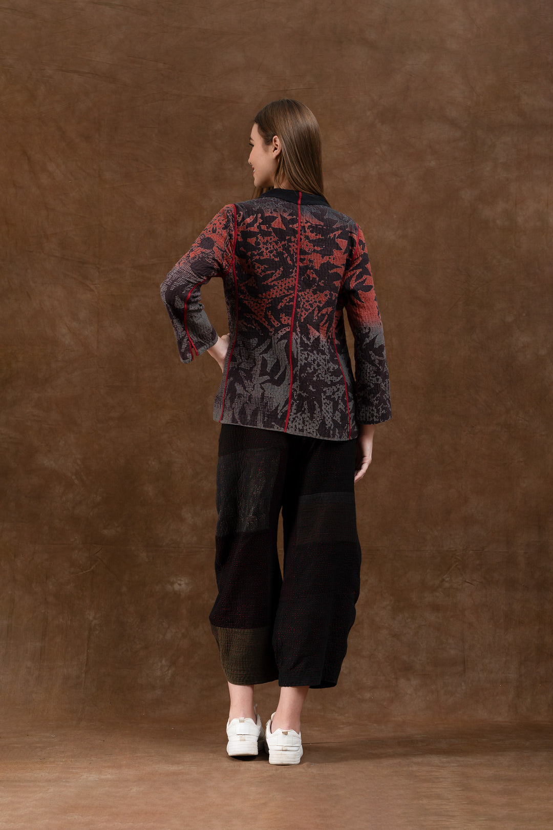 MONOTONE TWILIGHT PRINT KANTHA A-LINE JKT - tp4003-red -