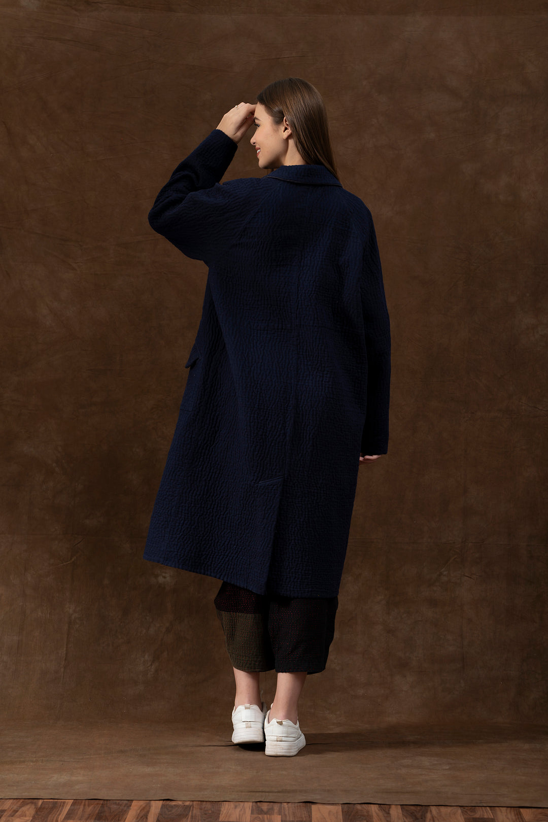 QUILTED VINTAGE COTTON WITH FLANNEL KANTHA RAGLAN SLEEVE COAT - fq5337-blk -