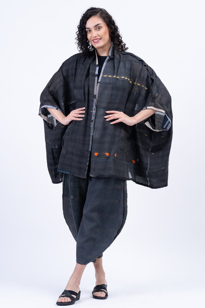 TONAL TILE PATCH KANTHA DOUBLE COLLAR PONCHO - tt2323-gry -