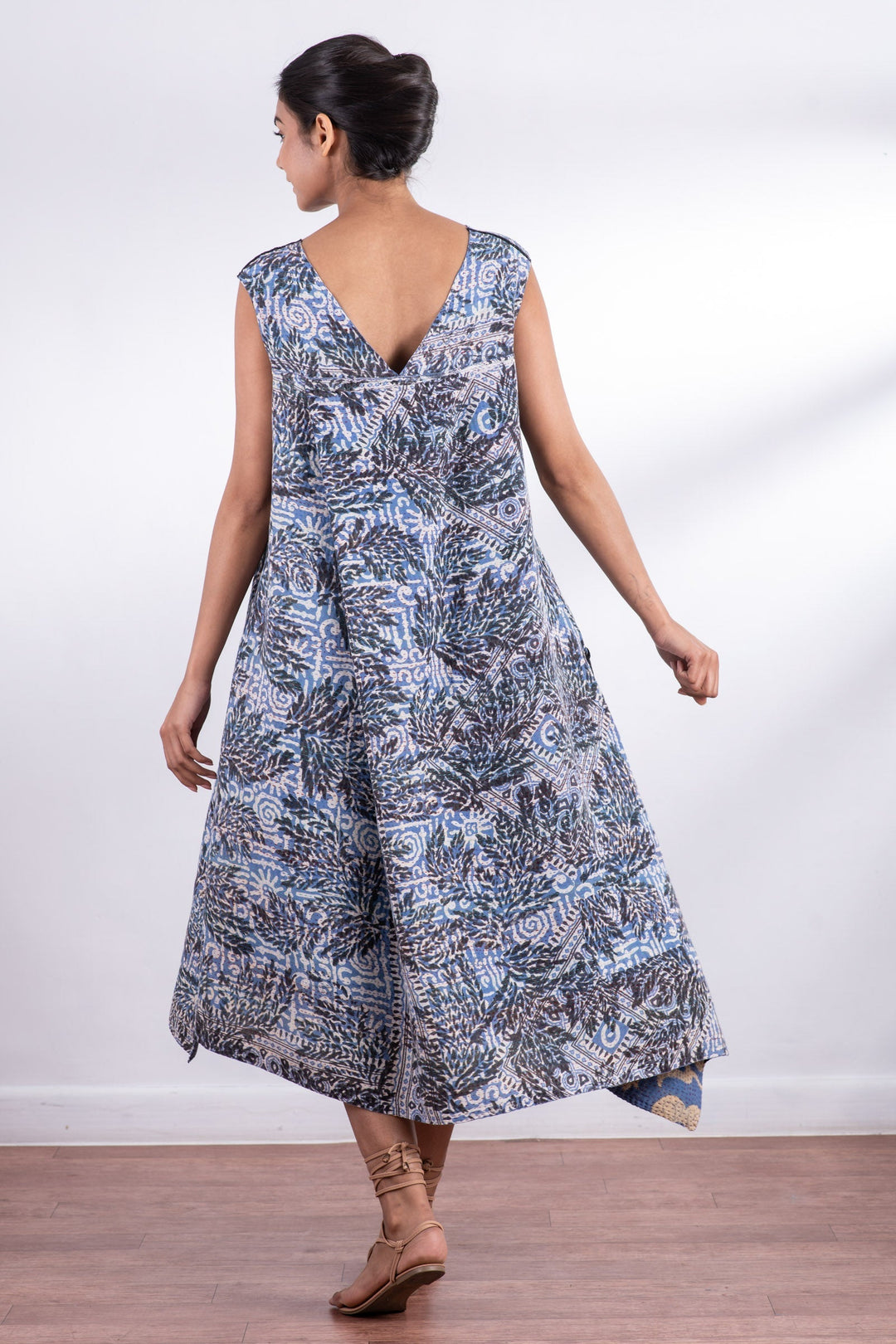 VINTAGE COTTON KANTHA JUMPER DRESS - cv2414-0002m -