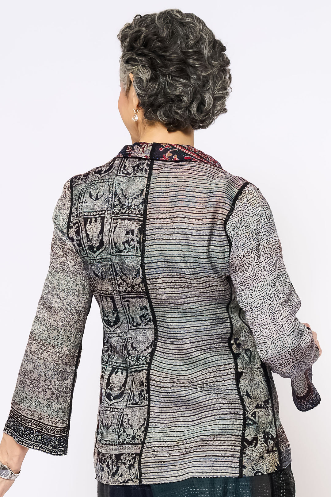 VINTAGE SILK KANTHA SHORT JKT - sv2007-0071s -