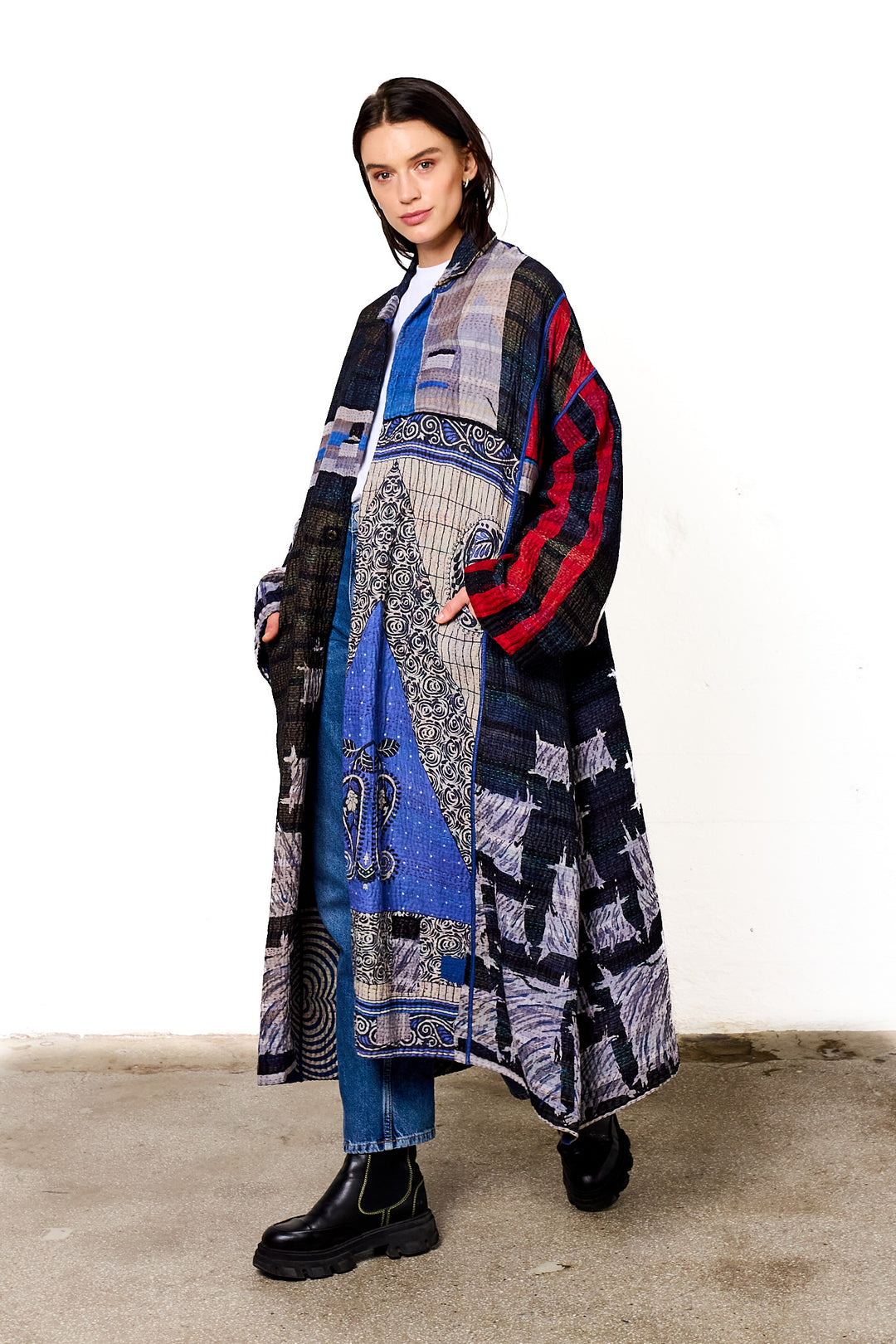 VINTAGE COTTON KANTHA OVERSIZED COAT - cv4326-0046a -