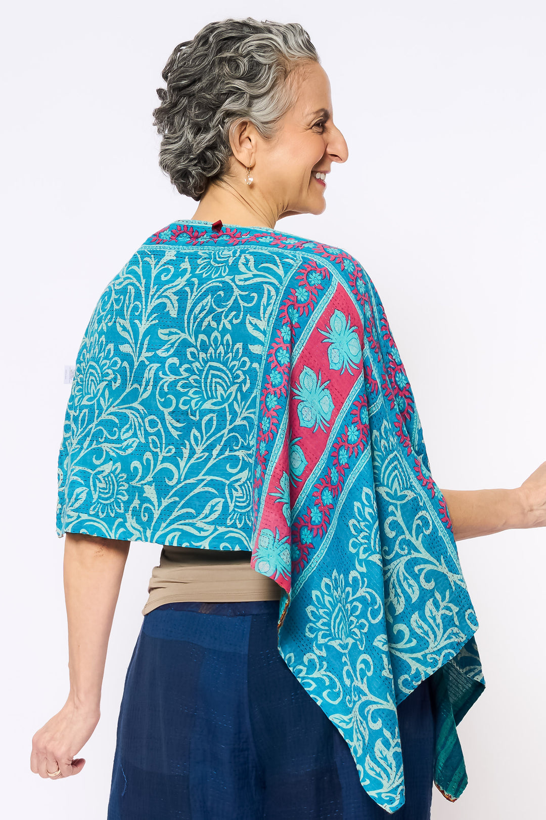 VINTAGE COTTON KANTHA CAPE - cv2806-0004a -