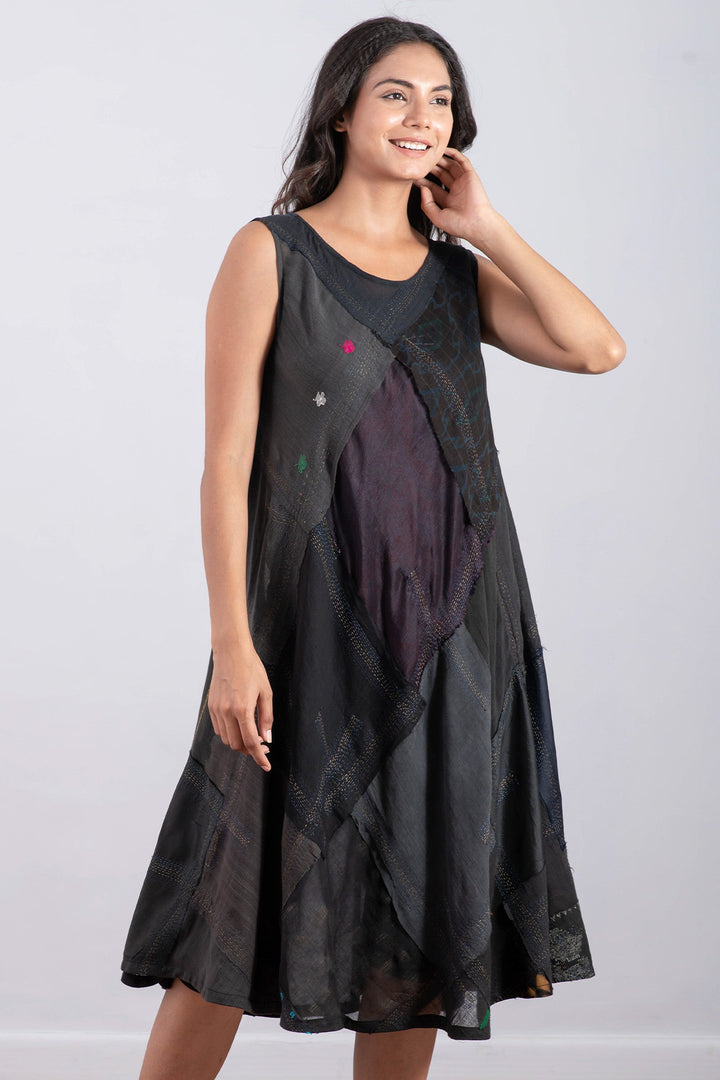 MOSAIC TILE PATCH KANTHA FULL CIRCULAR DRESS CITY - mt1421-blk -