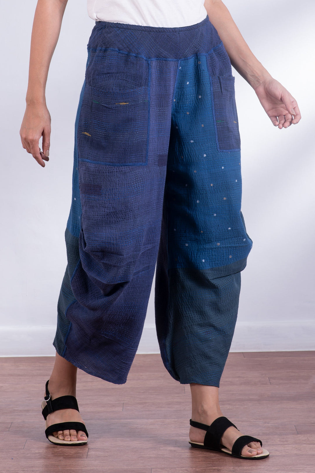 FRAYED PATCH KANTHA KNEE TUCKED PANTS - fi2625-nvy -