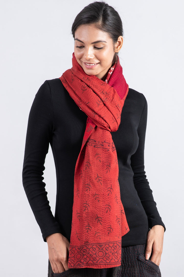 GEORGETTE VINTAGE SILK PATCH KANTHA SHAWL LARGE - gs2803-red -
