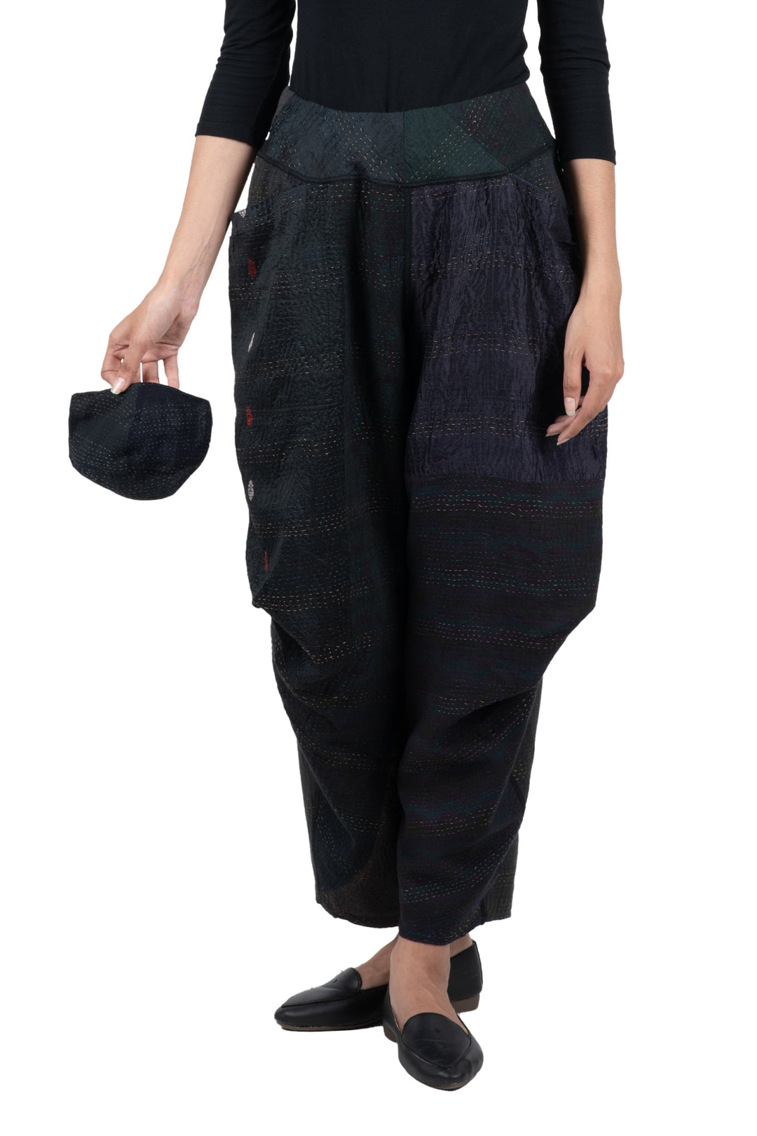 JAIPUR PATCH KANTHA KNEE TUCKED PANTS - jp2625-blk -