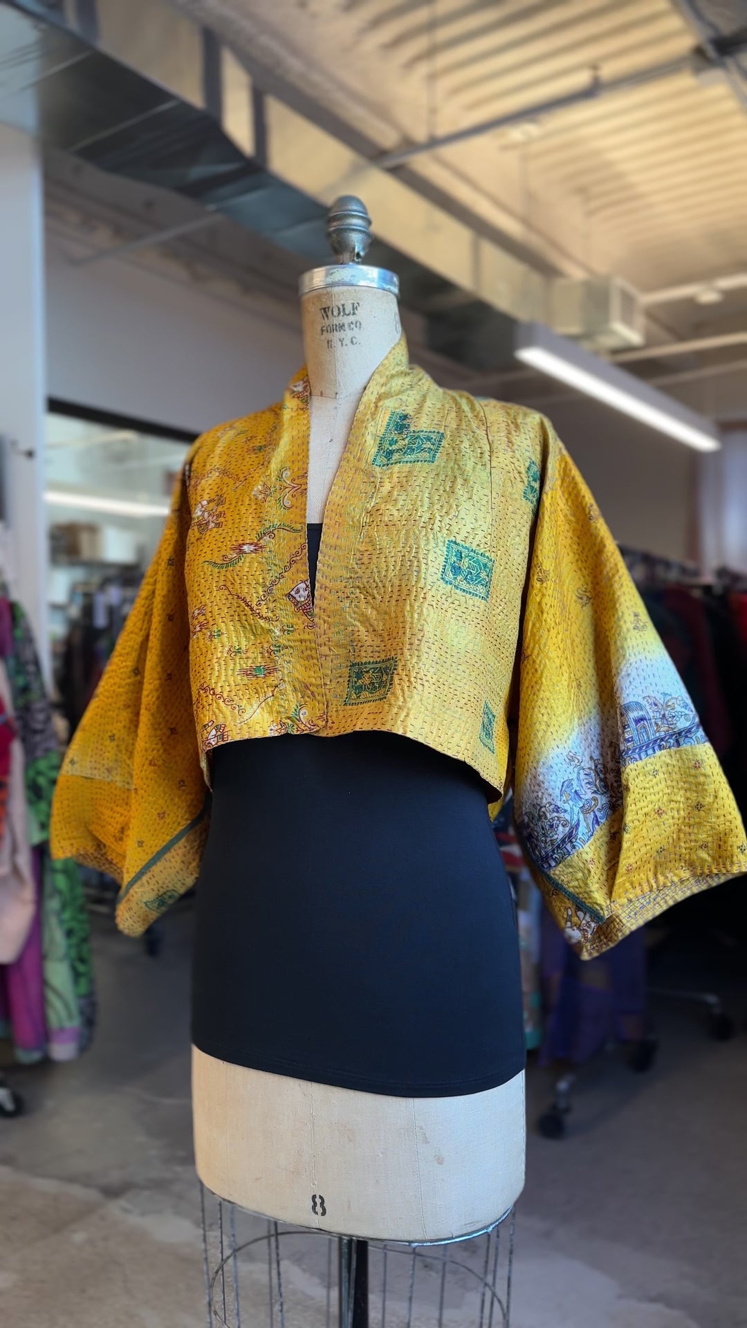 VINTAGE SILK KANTHA PUFF SLV. SHRUG - sv2062-0031a -