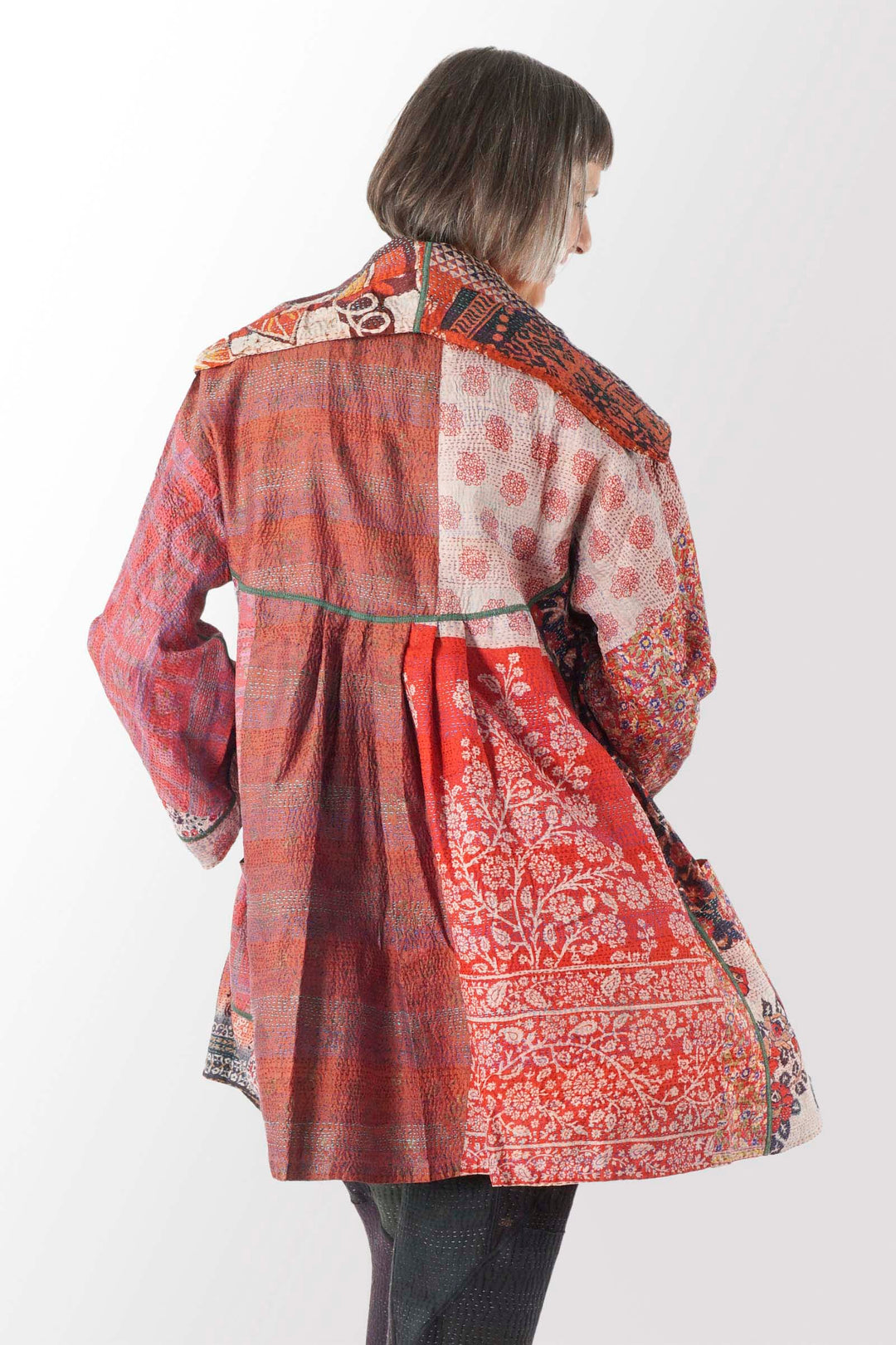 VINTAGE SILK KANTHA BACK TUCKED JKT - sv2012-0041l -