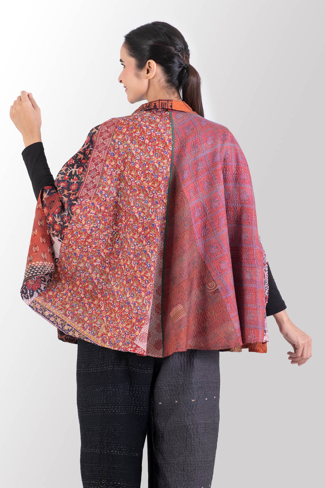 VINTAGE SILK KANTHA MANTLE - sv2069-0001a -