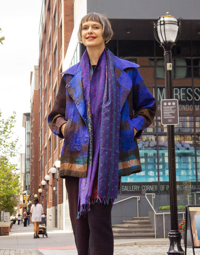 VINTAGE JACQUARD CLAMP DYE WITH PRINTED SILK KANTHA PEA COAT - jk4349-0001m -