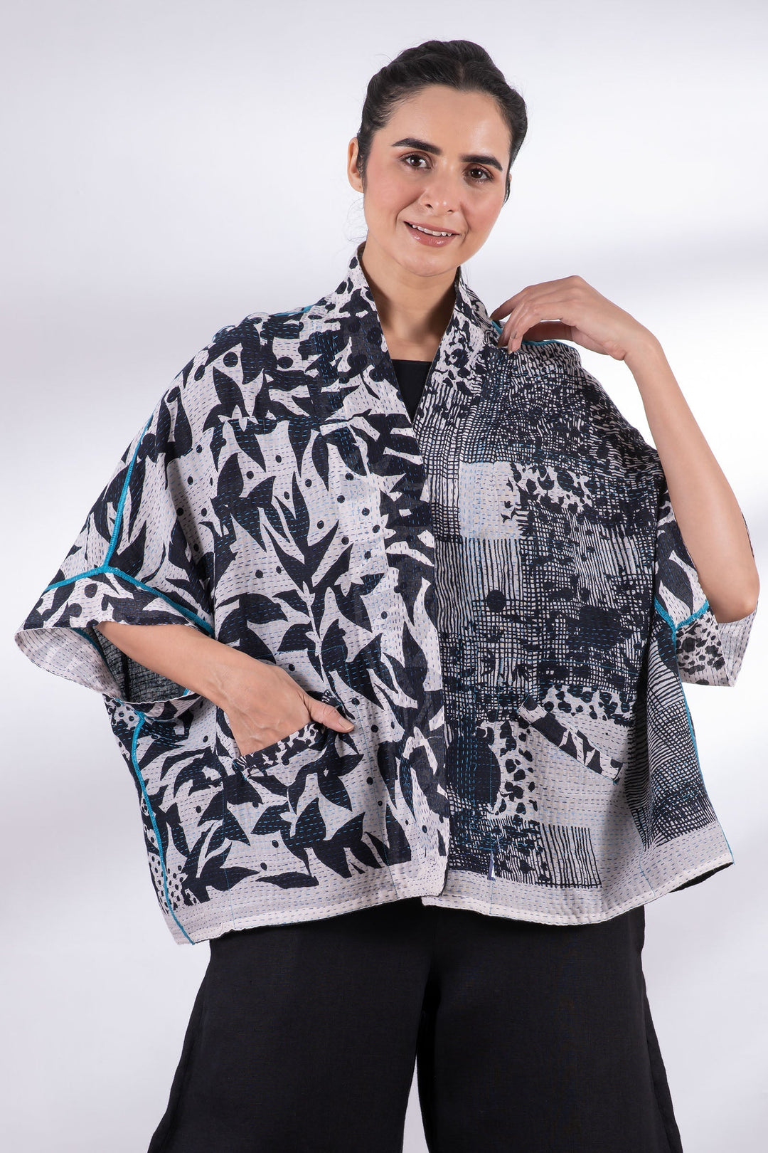 MONOTONE TWILIGHT PRINT KANTHA MINI PONCHO - tp2060-wht -