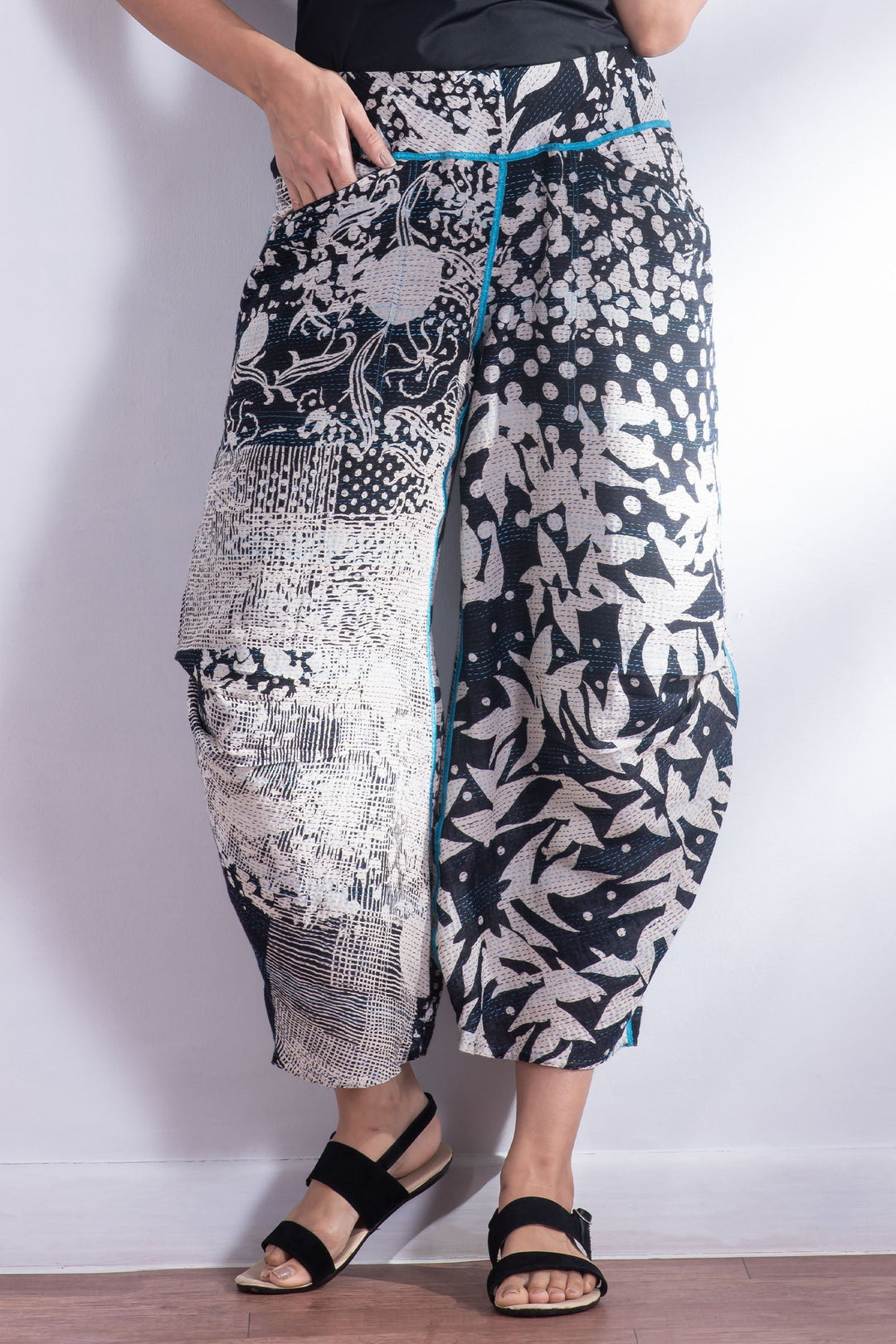 MONOTONE TWILIGHT PRINT KANTHA KNEE TUCKED PANTS - tp2625-blk -