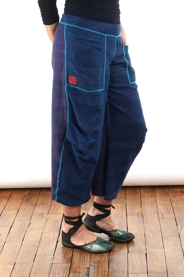 MONOTONE TWILIGHT PRINT KANTHA KNEE TUCKED PANTS - tp2625-blu -
